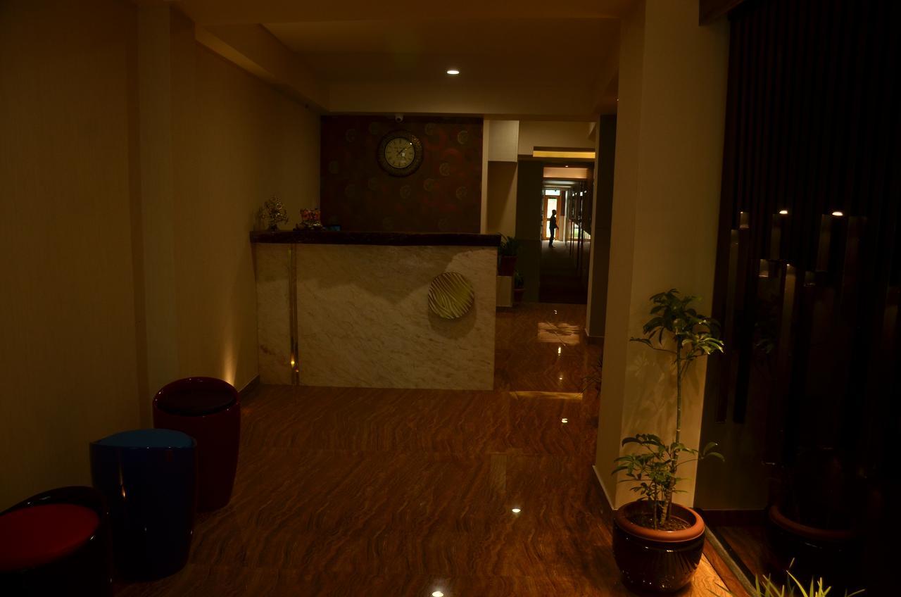 Hotel Aura Šillong Exteriér fotografie