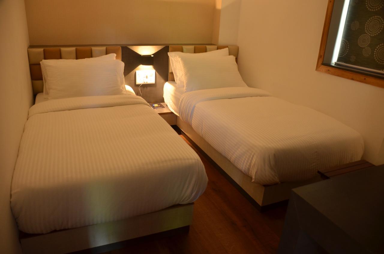 Hotel Aura Šillong Exteriér fotografie